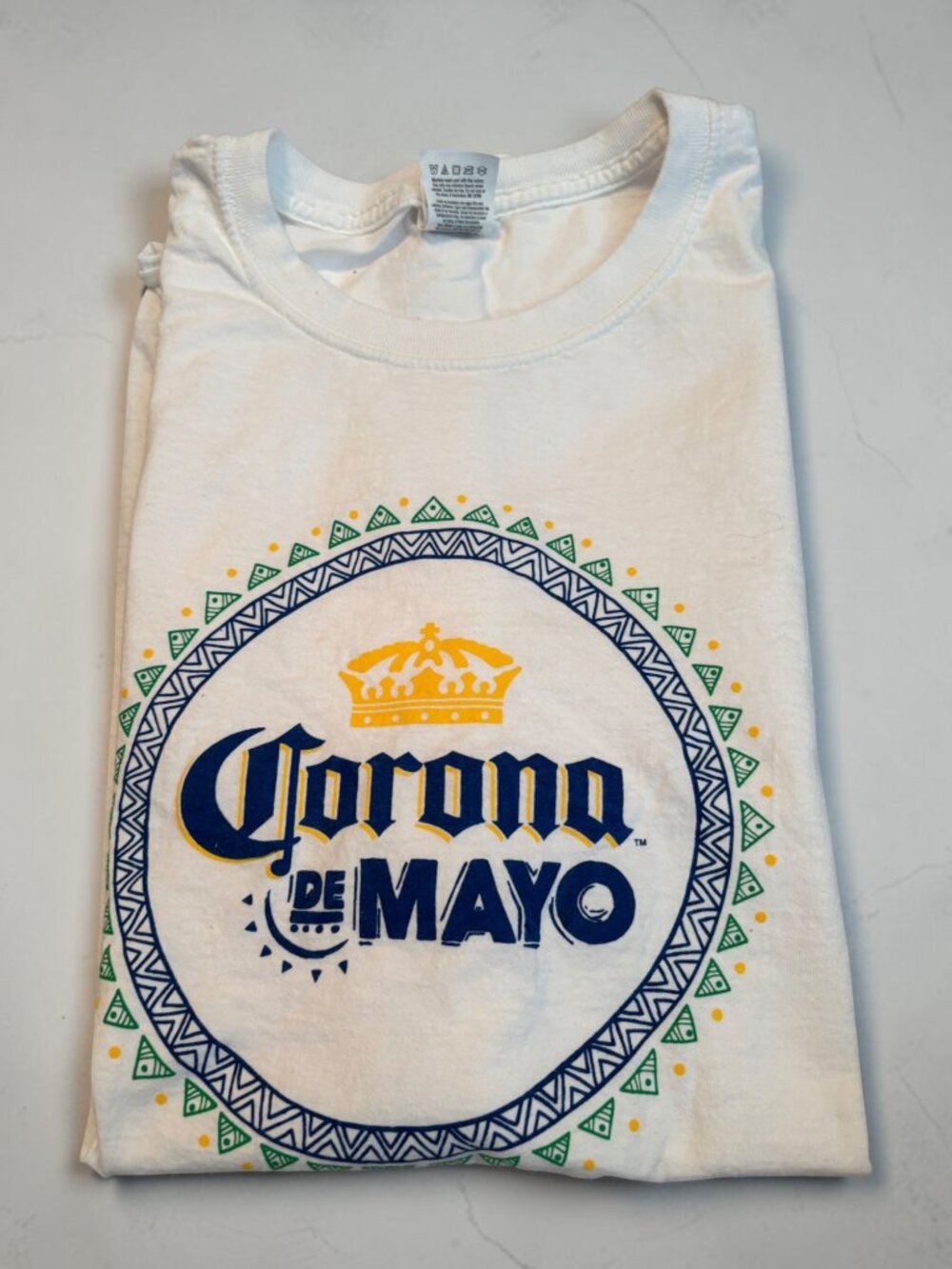 Corona De Mayo White Graphic T-Shirt Fruit Of The Loom L 100% Cotton